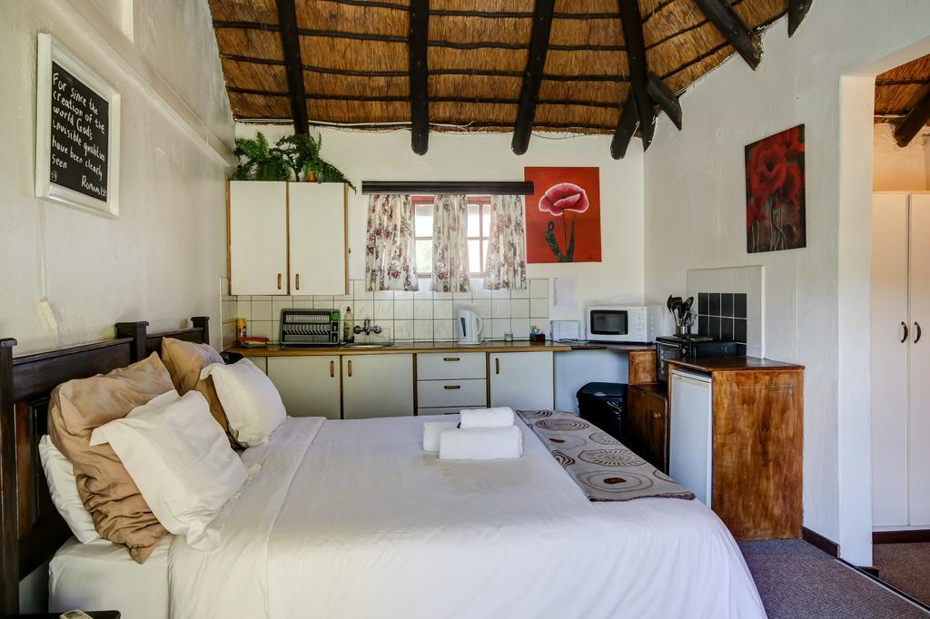Khaya La Manzi Guest Lodge Hibberdene Exterior foto